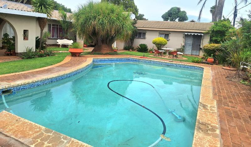 3 Bedroom Property for Sale in Flamwood North West